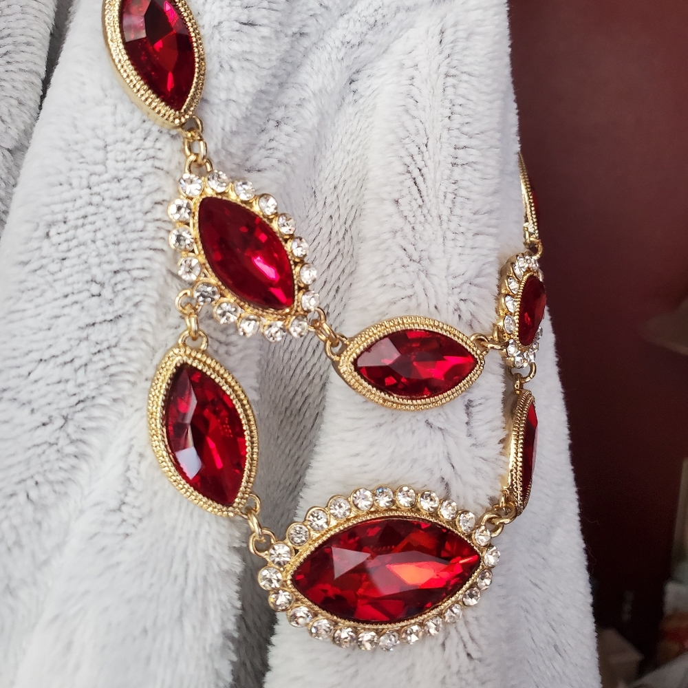 NWT Monet red/goldtone necklace/earing set jewelry